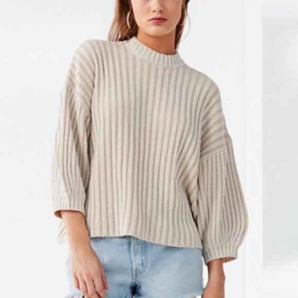 Urban Outfitters Sweaters - Urban Outfitters Mock Neck Sweater